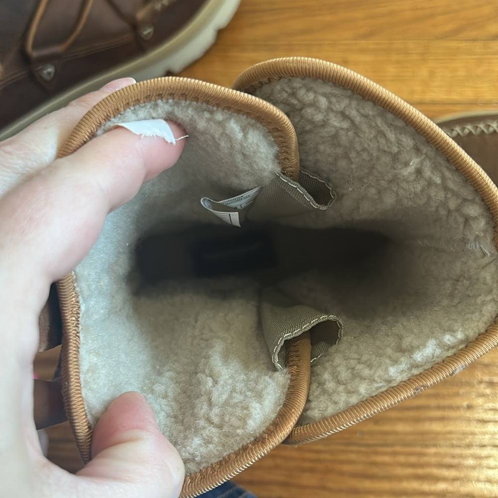 🆕Manitobah Mukluks Suede Boots - Picture 7 of 8